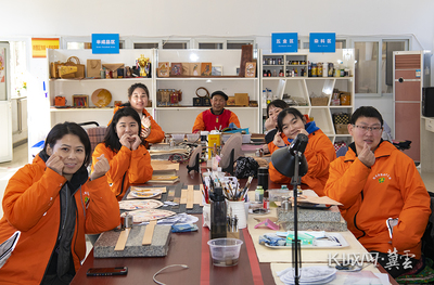 長(zhǎng)城播報(bào) 直通冬殘奧丨同心冬殘奧 巧手繪未來(lái) 麥秸畫